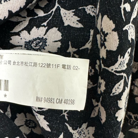 Black & Cream Floral Kimono Forever 21 Size Medium - Picture 8 of 8